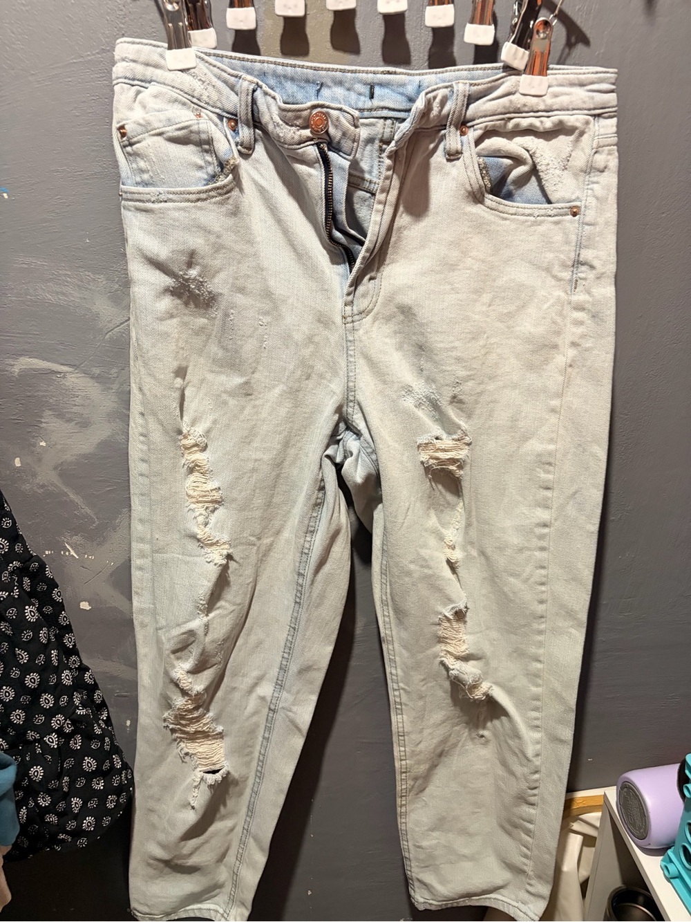 Women’s Straight Leg Light Blue Distressed Jeans